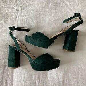 Chinese Laundry Theresa Platform Sandal Forest Green